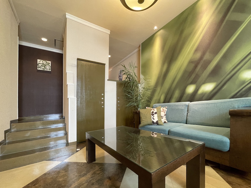 スタンダード クイーンルーム 客室1 | ホテル ラーナ - 大人専用