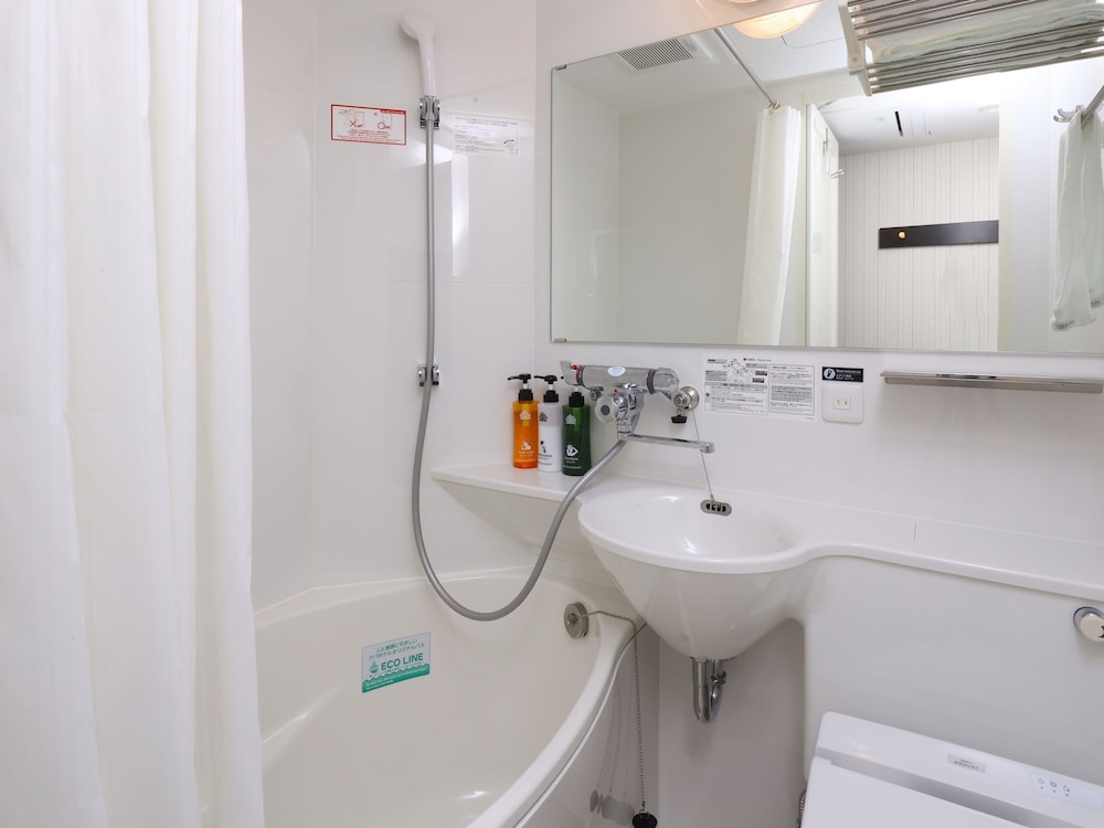 [本館]ダブル 全室禁煙 バスルーム1 | アパホテル〈静岡駅北〉