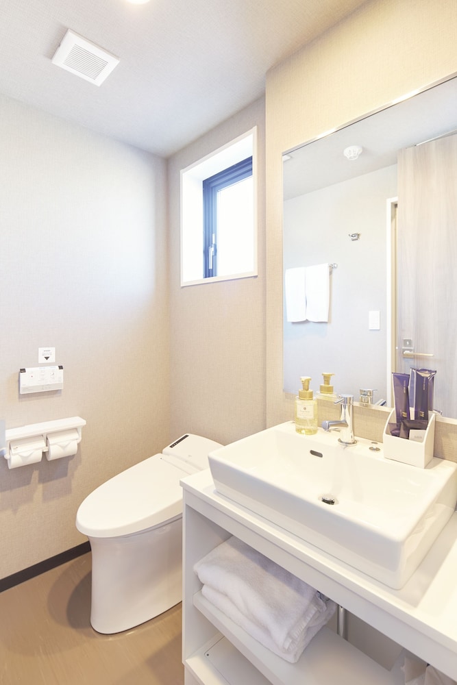 デラックス ツインルーム (禁煙) バスルーム0 | hotel MONday 東京西葛西