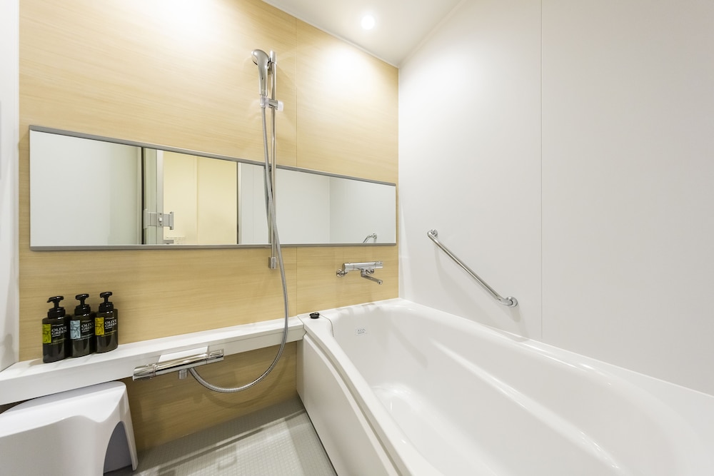 ベーシック ツインルーム 禁煙 バスルーム2 | JR西日本グループ ヴィアインプライム心斎橋四ツ橋