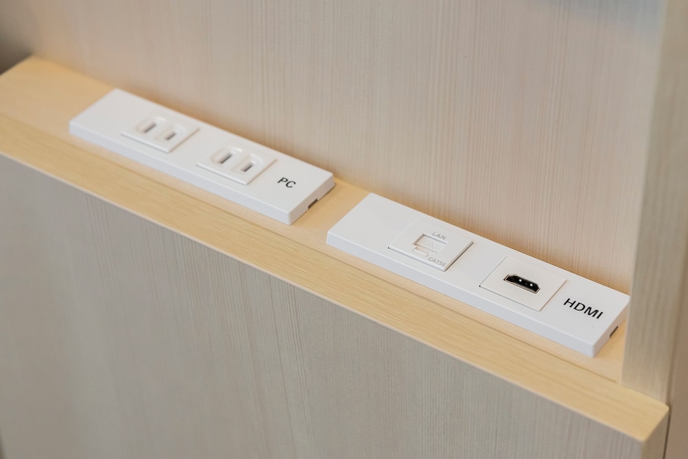 デラックス シングルルーム 禁煙 客室の設備とサービス3 | JR西日本グループ ヴィアインプライム心斎橋四ツ橋