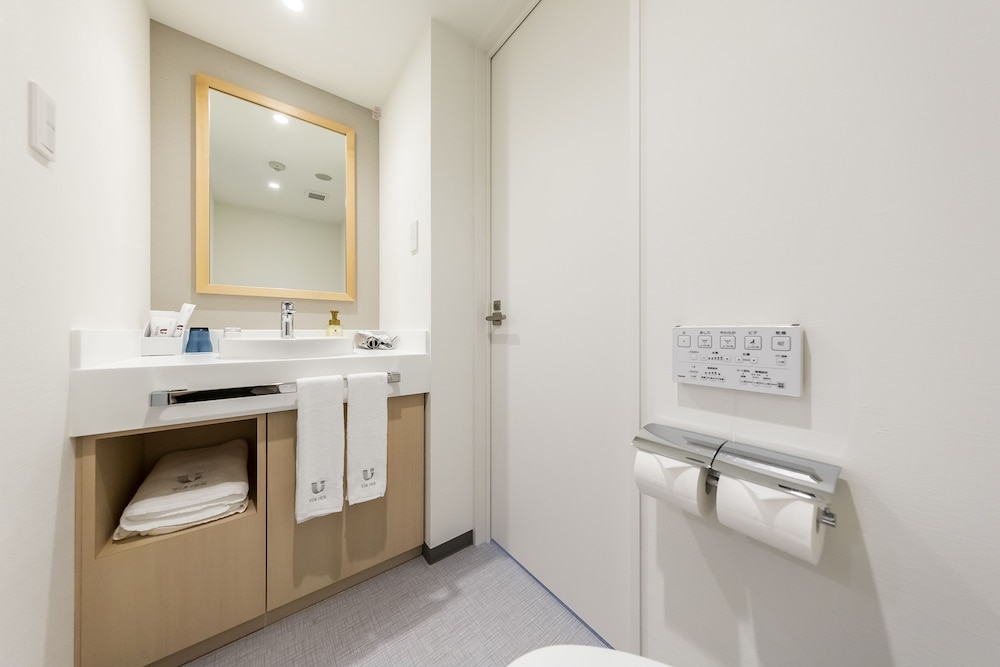 ベーシック ツインルーム 禁煙 バスルーム0 | JR西日本グループ ヴィアインプライム心斎橋四ツ橋