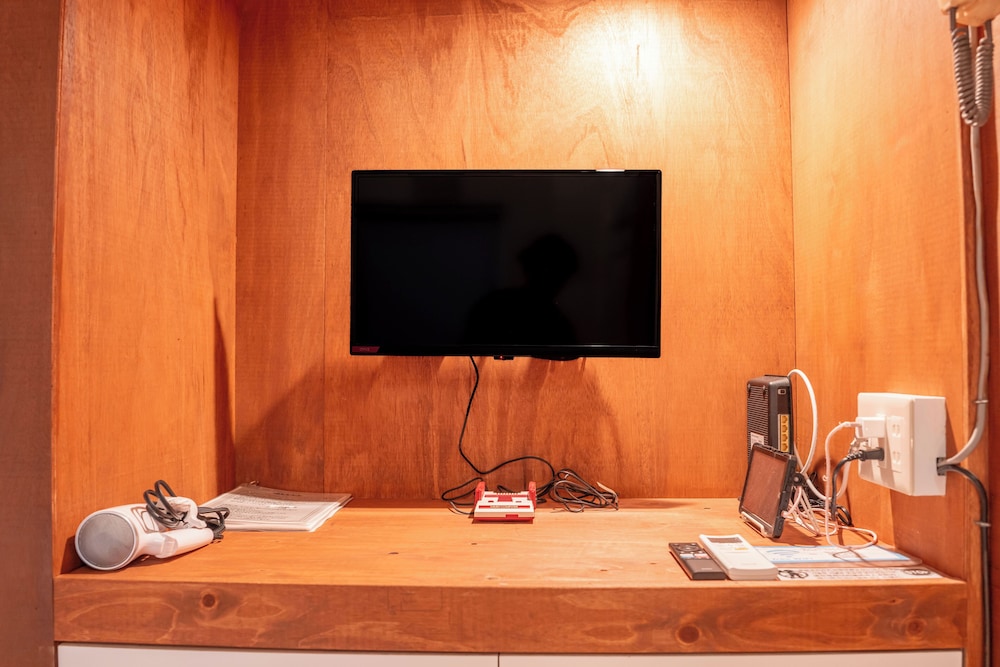 ベーシック ダブルまたはツインルーム ベッド (複数台) 禁煙 客室9 | プラスワン藤崎