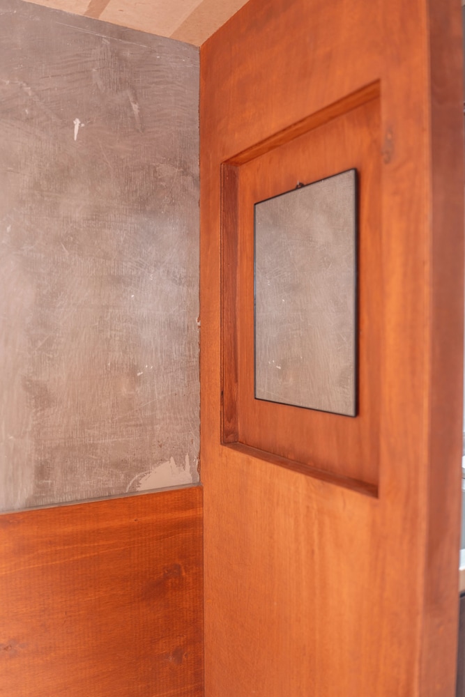 ベーシック ダブルまたはツインルーム ベッド (複数台) 禁煙 客室3 | プラスワン藤崎