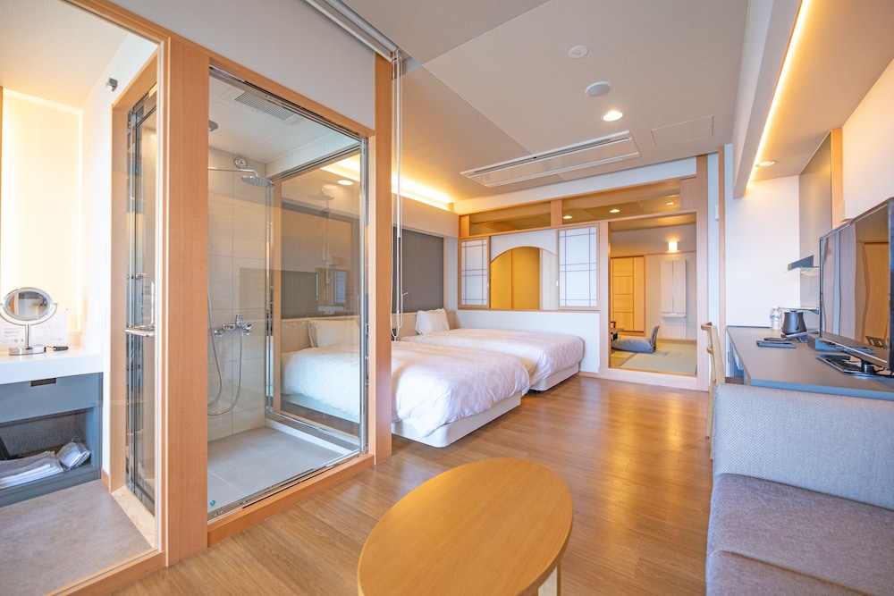 スーペリア 和洋室 海一望絶景テラス温泉露天風呂付 レストラン食 禁煙 バスルームのシャワー0 | 皆生游月