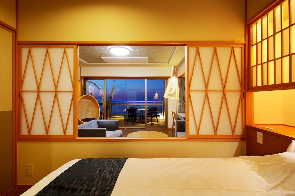 コーナー スイート 海一望絶景テラス温泉露天風呂付 禁煙 客室11 | 皆生游月