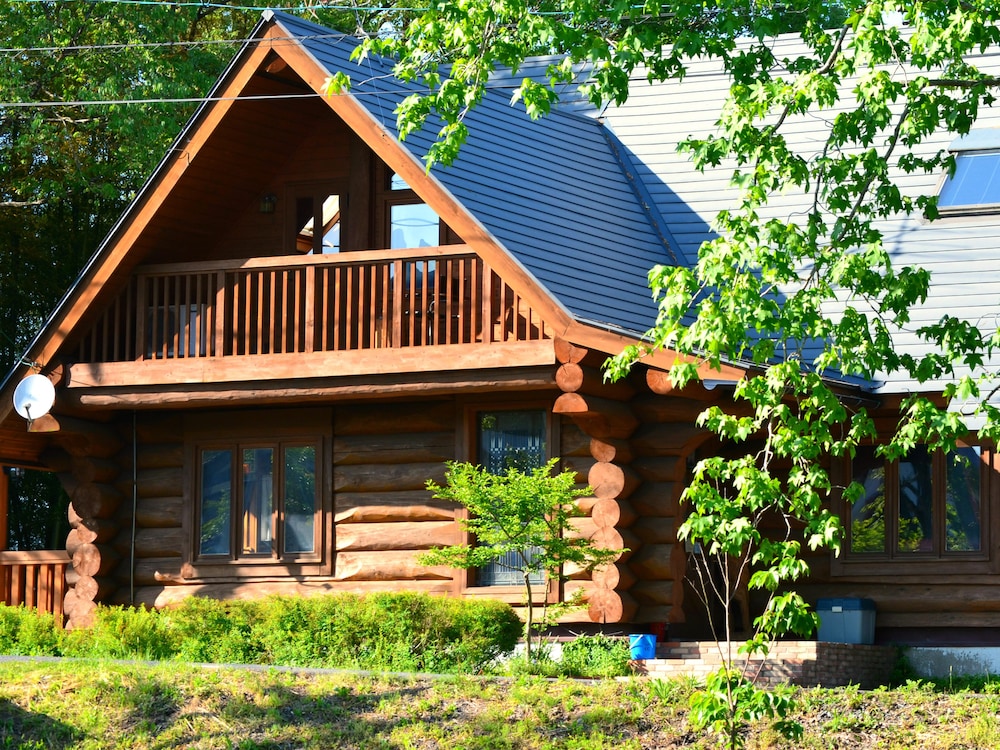 ピーターパン 大人14名用 | 岡山ひるぜん貸別荘 ピーターパン