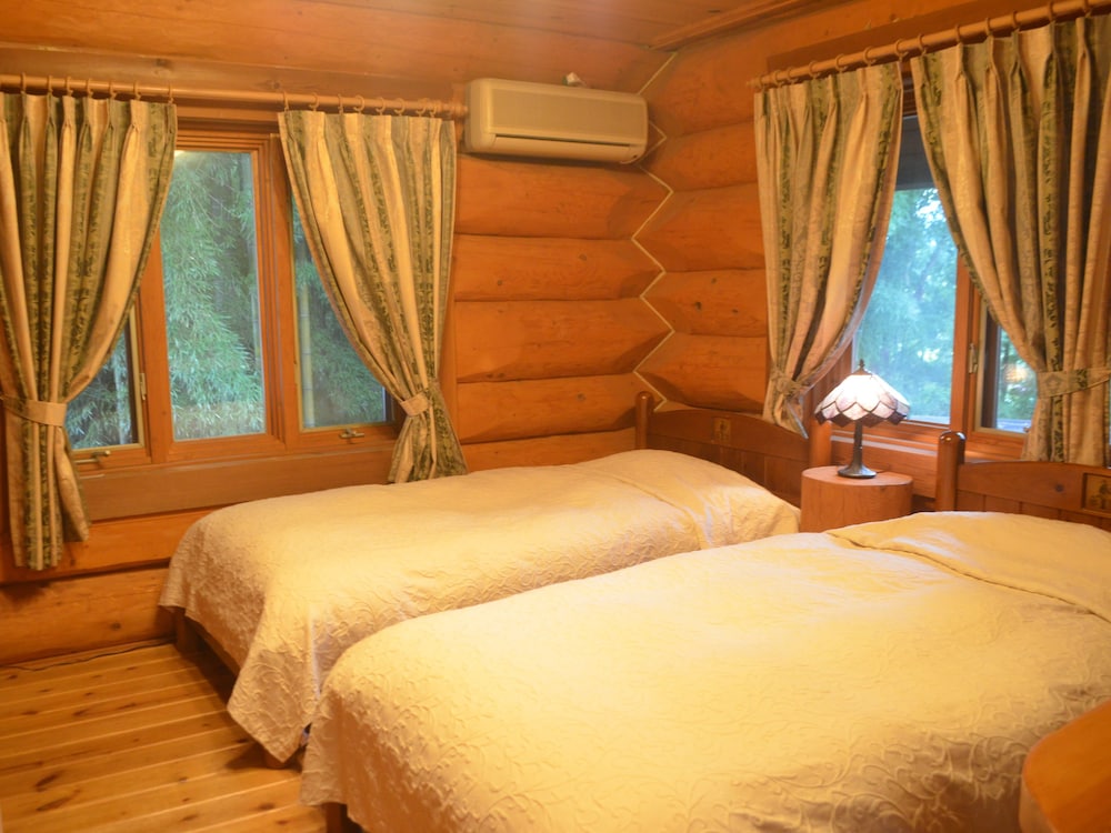 客室1 | 岡山ひるぜん貸別荘 ピーターパン