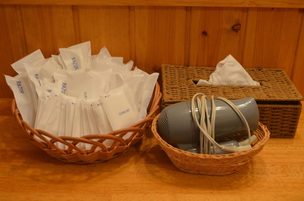 ローズ 大人4名用 バスルーム0 | 岡山ひるぜん貸別荘 ピーターパン