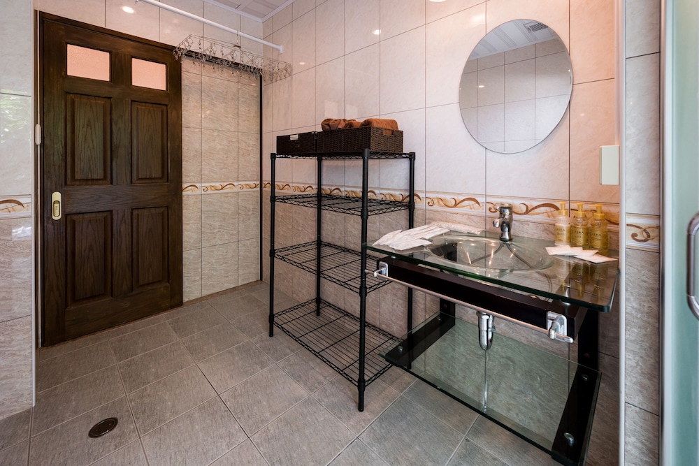 ヴィラ シービュー バスルーム0 | E-horizon Resort コンドミニアム 読谷