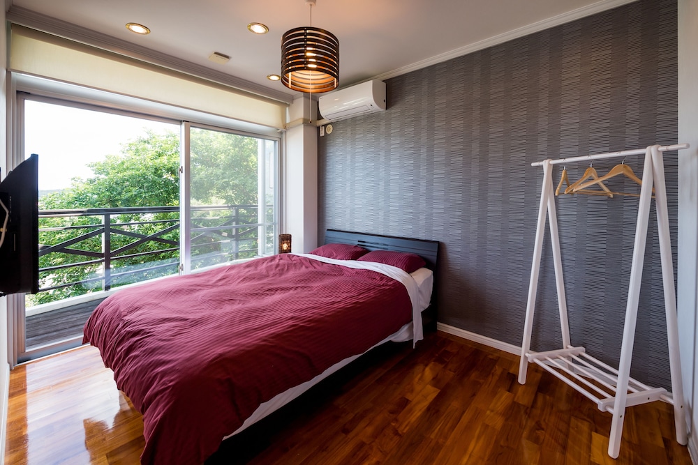 ヴィラ シービュー 客室1 | E-horizon Resort コンドミニアム 読谷