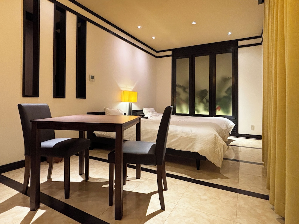 スーペリア ツインルーム 客室3 | ホテル パームス - 大人専用