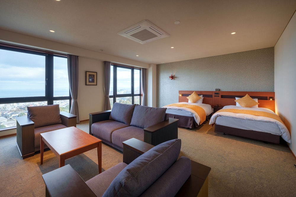 デラックス ルーム 客室4 | 灯りの宿　燈月