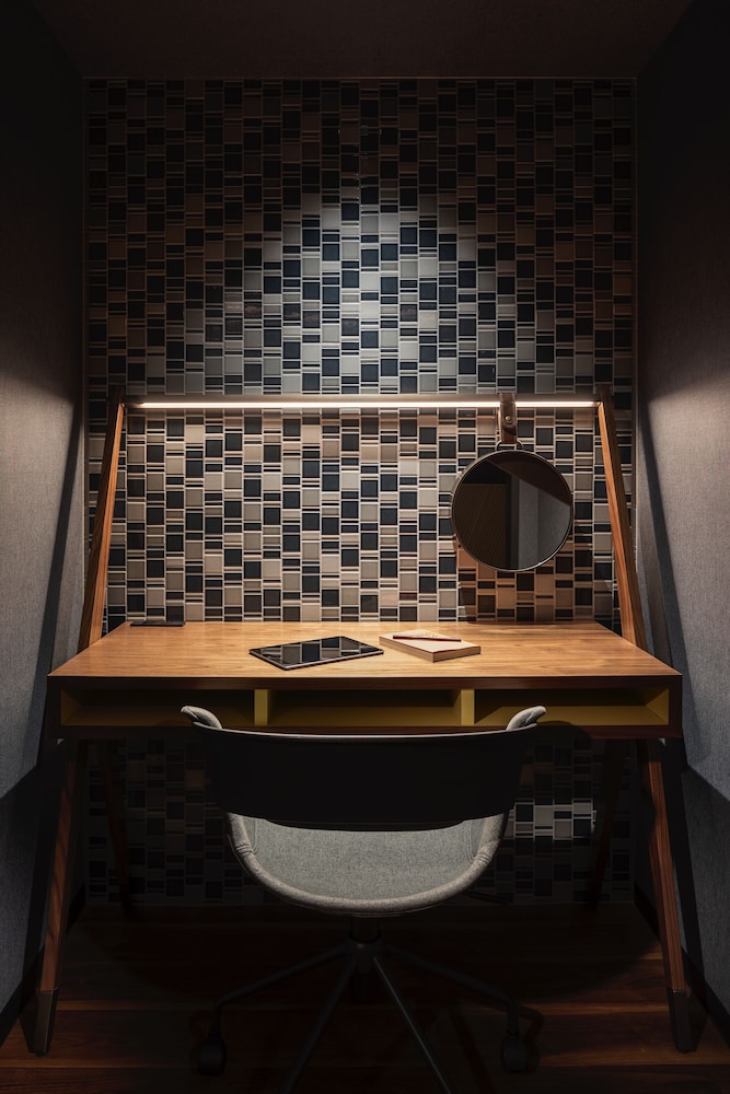 デラックス 4 人部屋 禁煙 客室2 | ザ・ライブリー福岡博多(THE LIVELY 福岡博多)