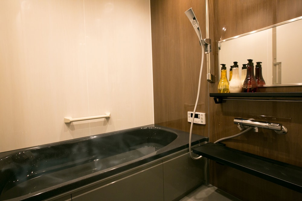 デラックスツイン (和洋室) バスルーム0 | ホテル バニスター 京都