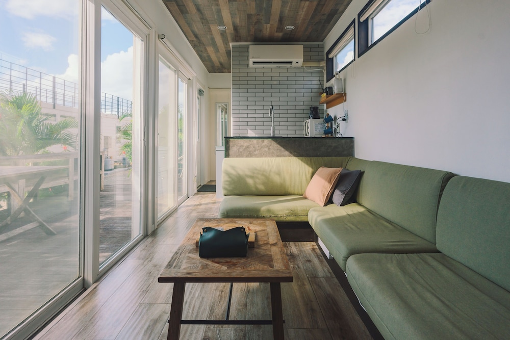 4 bed villa (ルーフトップ・ウッドデッキ付) 客室3 | BLANC MIYAKOJIMA(旧:RuGu Glamping Resort)