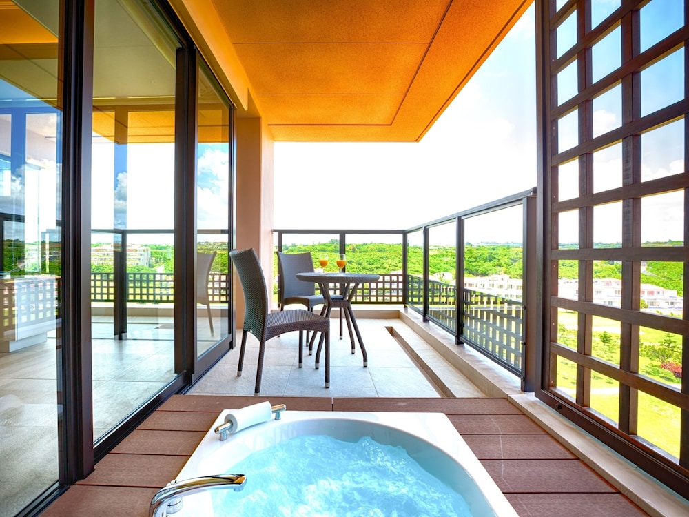 ジュニアスイート 部屋からの景観0 | ホテルシギラミラージュ