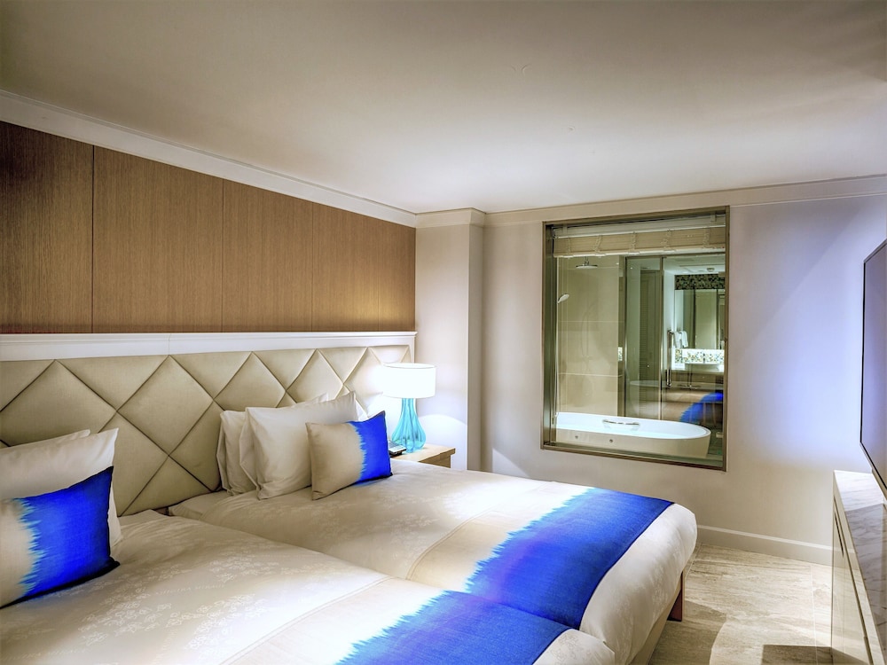 デラックス ルーム 客室1 | ホテルシギラミラージュ