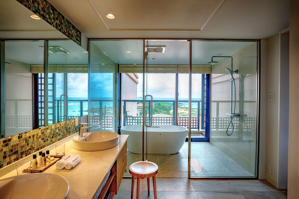 デラックススイート 1ベッドルーム バスルーム0 | ホテルシギラミラージュ