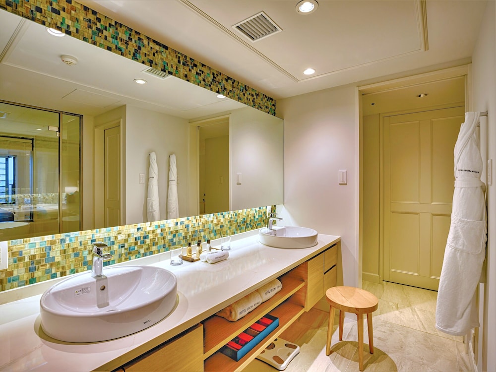 デラックス ルーム バスルーム0 | ホテルシギラミラージュ