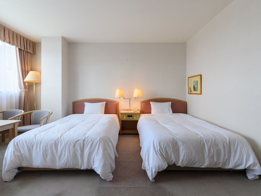 トリプルルーム 禁煙 | Tabist 形原リゾート 蒲郡