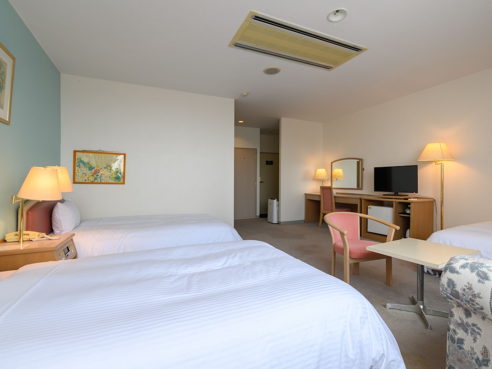 トリプルルーム 禁煙 客室4 | Tabist 形原リゾート 蒲郡