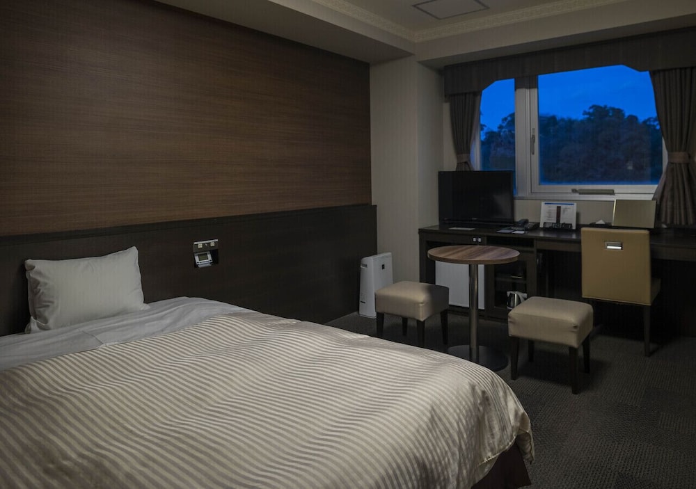 シングルツインルーム 喫煙可 | ホテル ニュー パレス