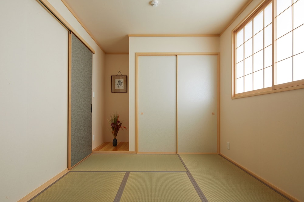 檜風呂付き客室 客室2 | HANARE KYOTO 八条口