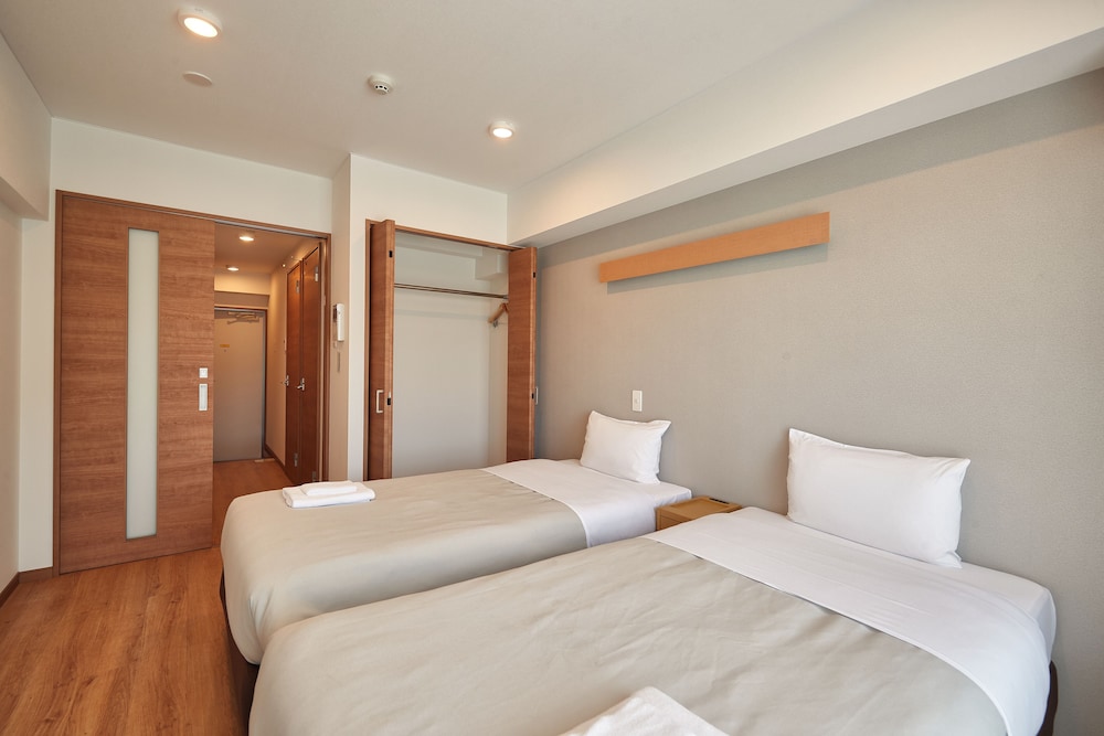 ツインルーム 禁煙 客室7 | アルセ琉球 ハーバーステイ
