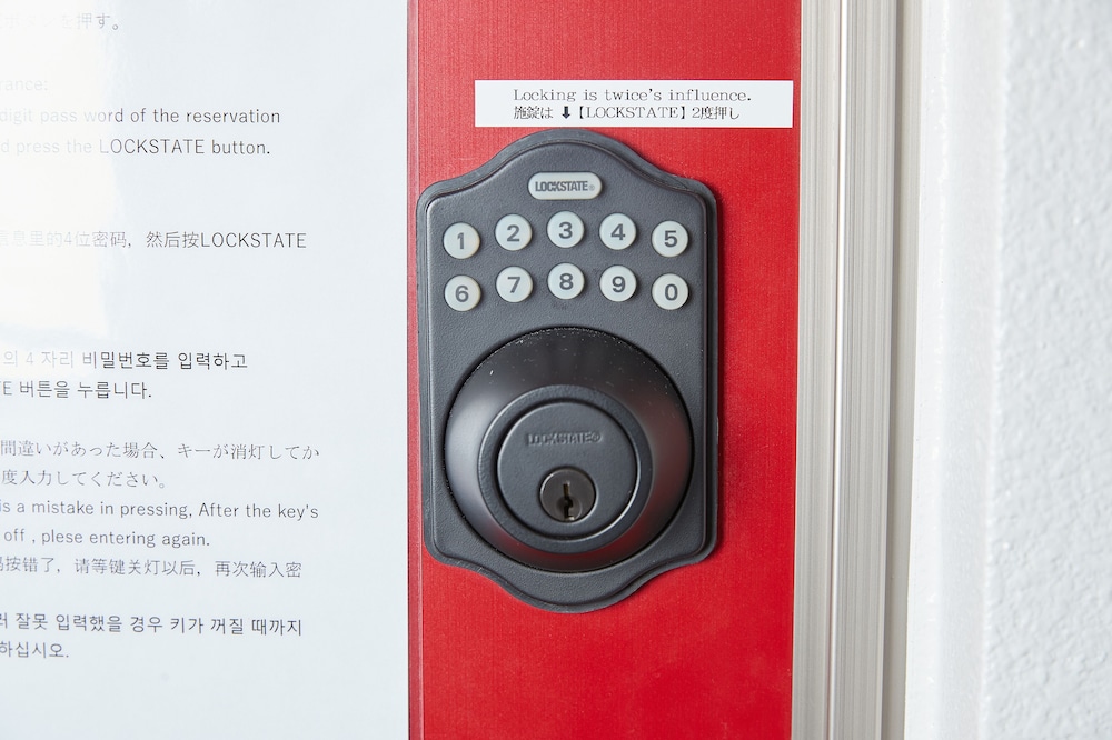 ダブルルーム 禁煙 客室の設備とサービス9 | アルセ琉球 ハーバーステイ