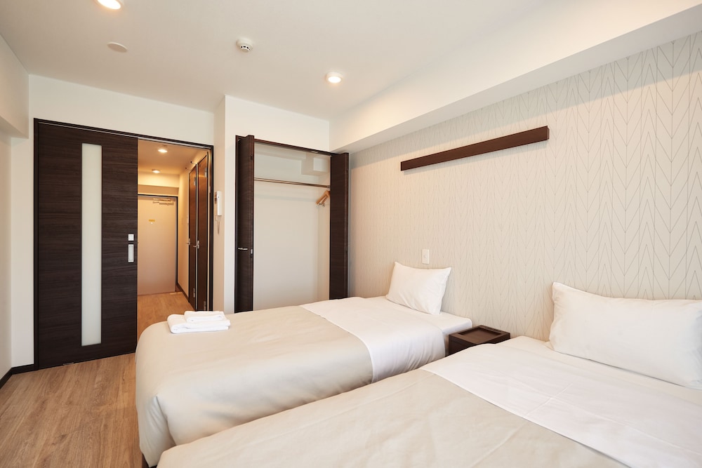 ツインルーム 禁煙 客室20 | アルセ琉球 ハーバーステイ