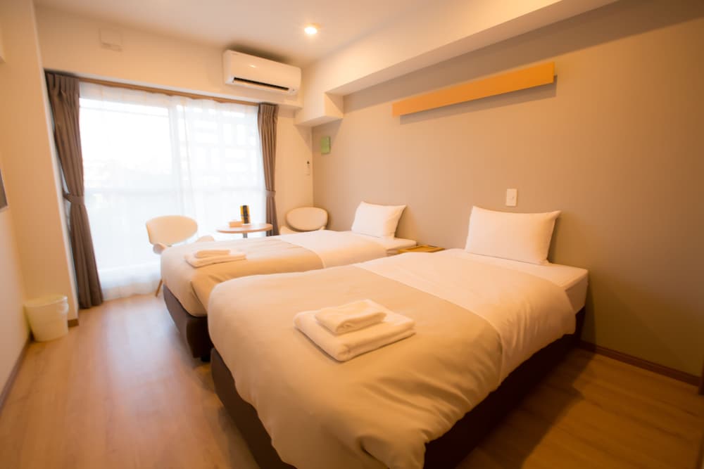 ツインルーム 禁煙 客室4 | アルセ琉球 ハーバーステイ