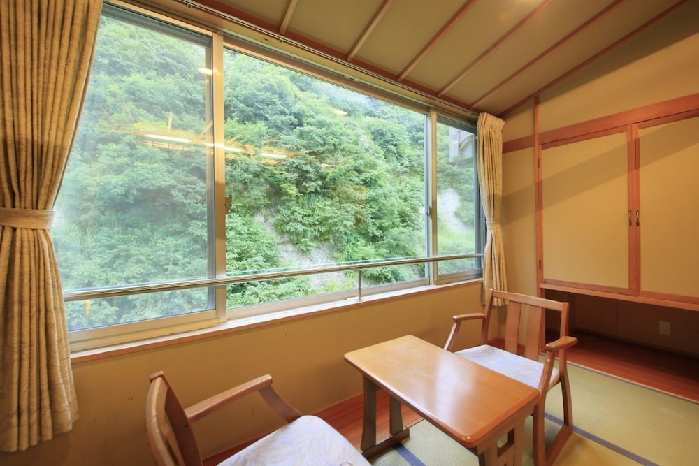 南館客室 客室1 | 四季彩の宿 ふる里