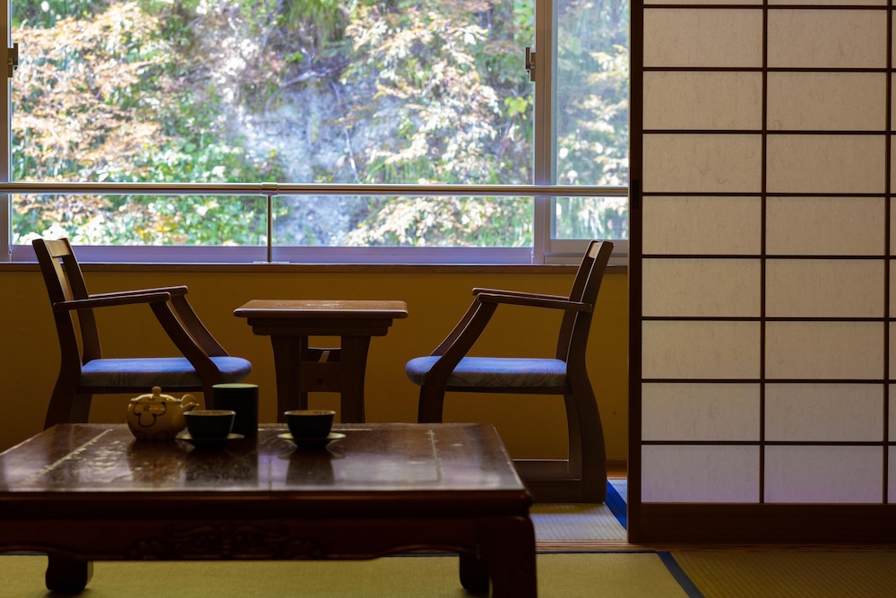 南館客室 客室4 | 四季彩の宿 ふる里