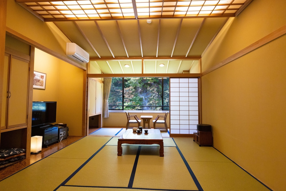 南館客室 | 四季彩の宿 ふる里