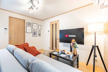 Yokoduna Hostel