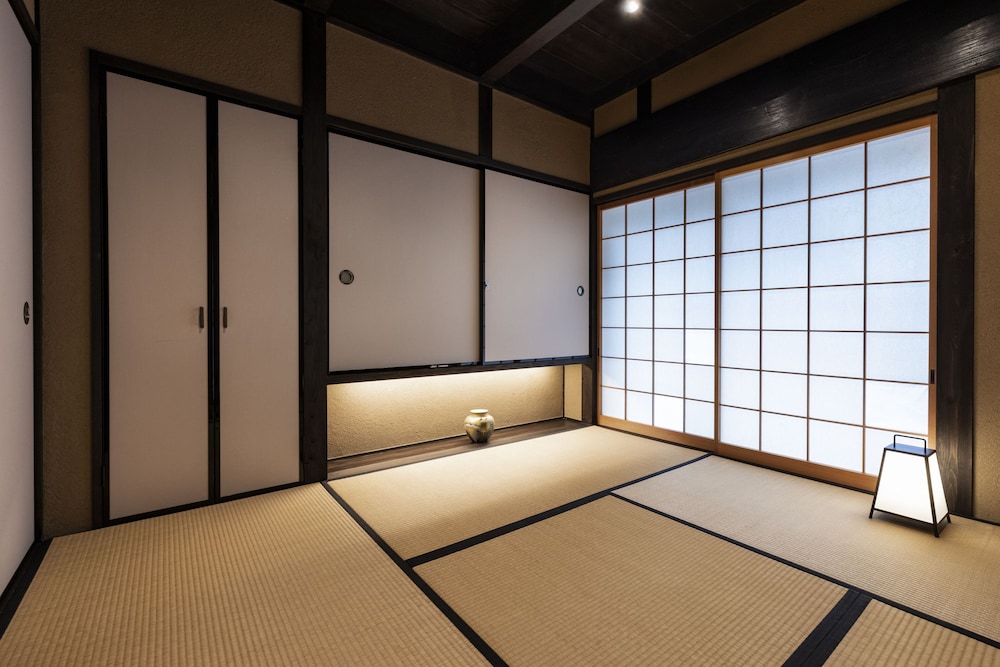 町屋 1名~6名利用 客室9 | 鈴 プレミアム 八重