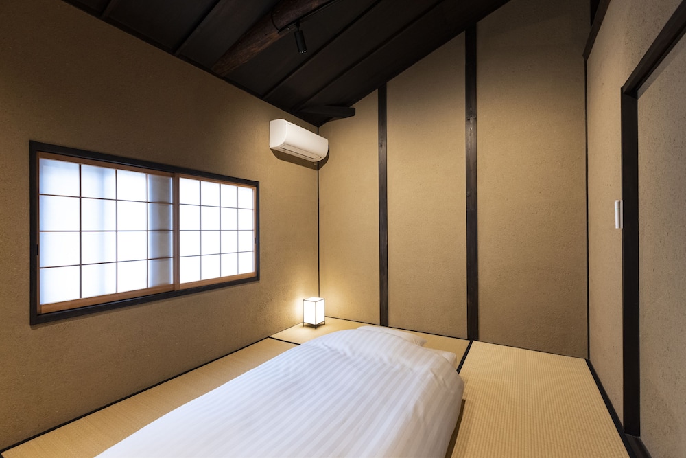 町屋 1名~6名利用 客室10 | 鈴 プレミアム 八重