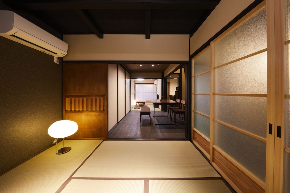 町屋 1名~6名利用 リビング エリア3 | 鈴 天神町
