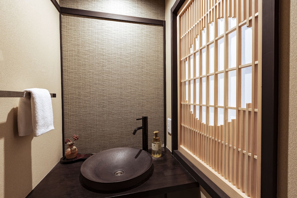 町屋 1名~6名利用 バスルーム6 | 鈴 天神町