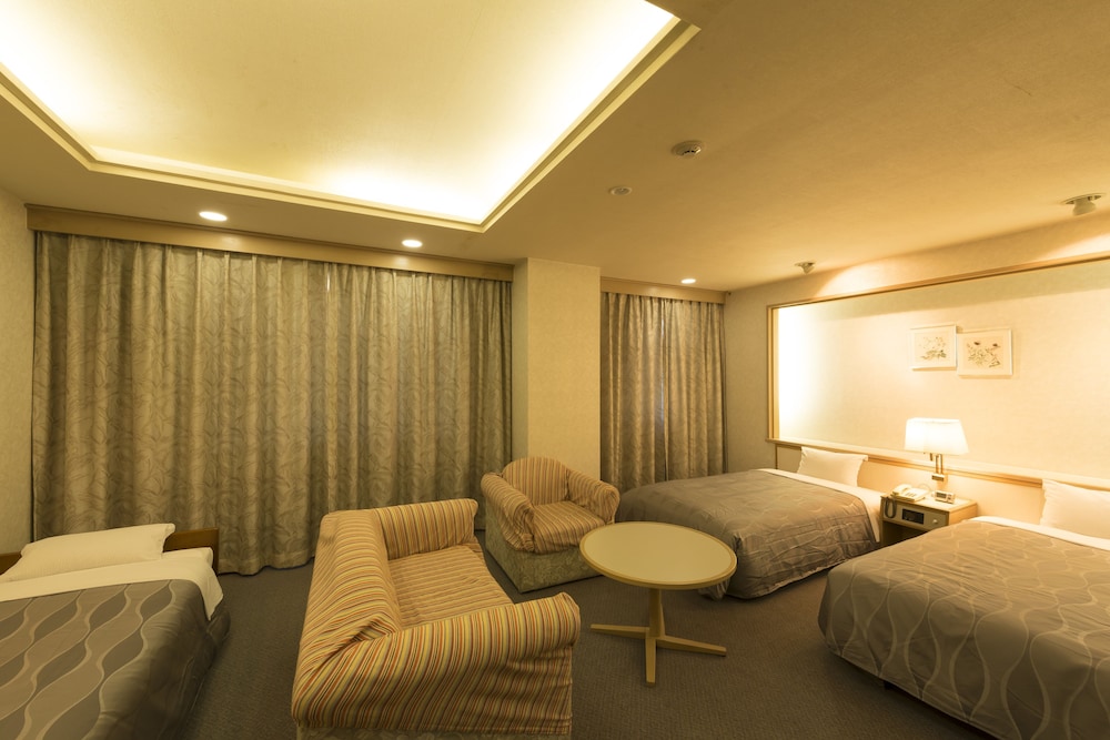デラックス ツインルーム 喫煙可 客室1 | スカイホテル滑川