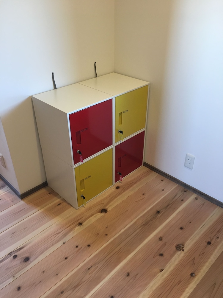 ロッカー1 | ゲストハウス くすの木 ロッカー1 | ゲストハウス くすの木