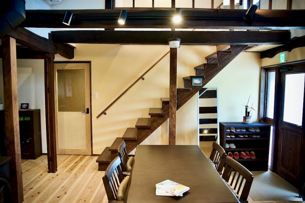 客室1 | ゲストハウス くすの木 客室1 | ゲストハウス くすの木