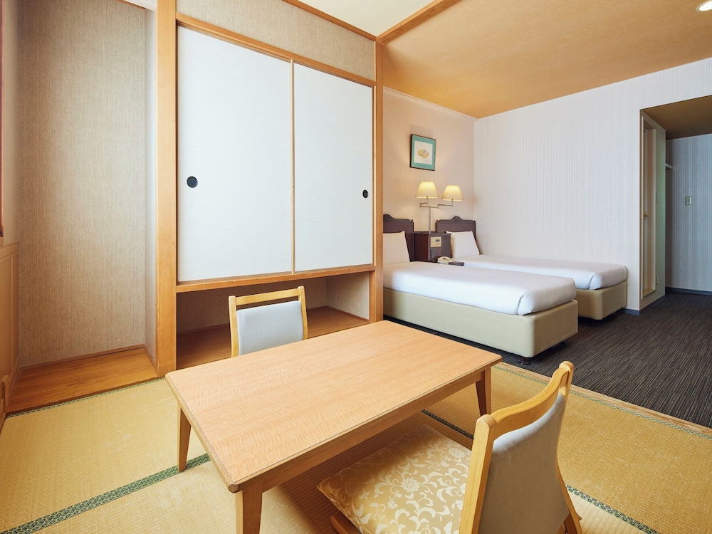 和洋室（禁煙） 客室2 | ホテル ローレライ