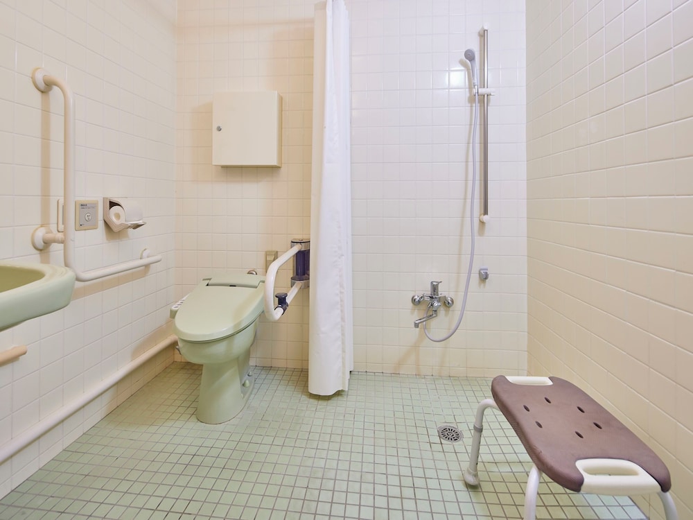 アクセシブルツイン（禁煙） バスルーム0 | ホテル ローレライ