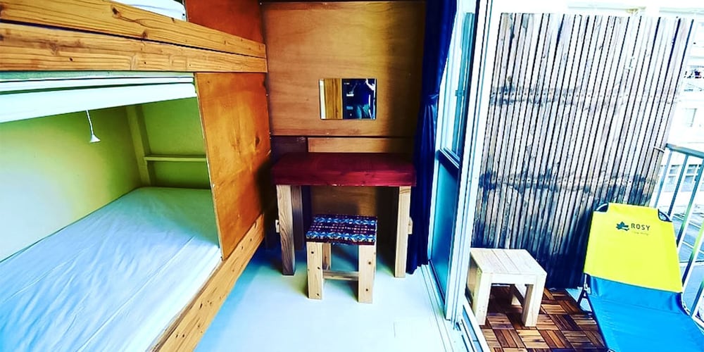 [女性専用]個室ツインルーム ベランダ付き 禁煙 | ゲストハウス オプンティア