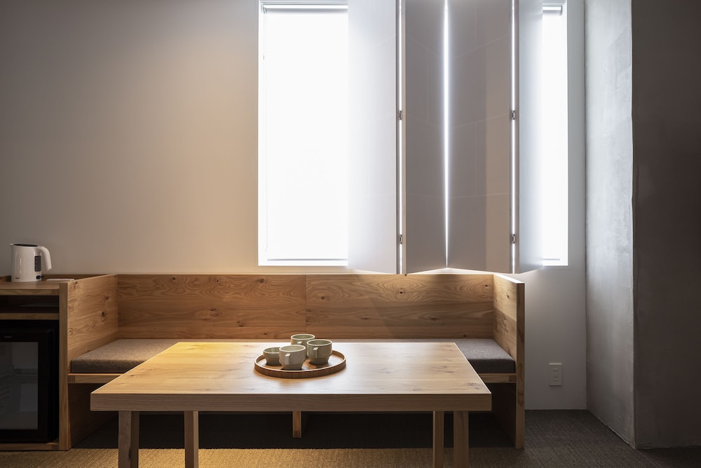 Superior 客室1 | TSUGU 京都三条 by THE SHARE HOTELS　