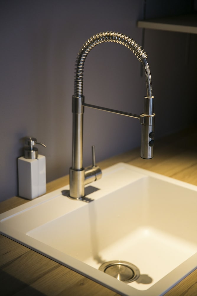 ダブルルーム 客室の設備とサービス0 | THE WARDROBE HOTEL 下北沢