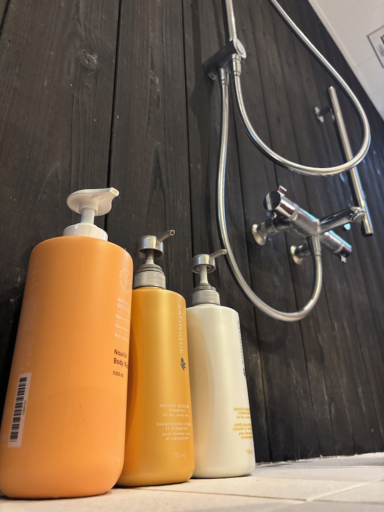 おぎの間 バスルームの設備1 | 京都澤食