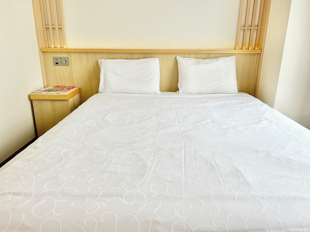 ダブルルーム 禁煙 客室13 | 変なホテルプレミア 京都駅八条口前